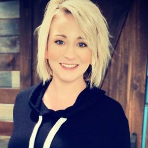 Meet your Posher, Dayna
